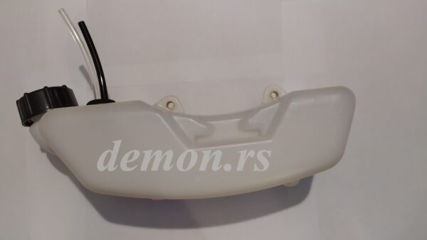 Rezervoar goriva Kineski trimeri. Villager BC 1250 (dimenzije 245×100 mm) MTB